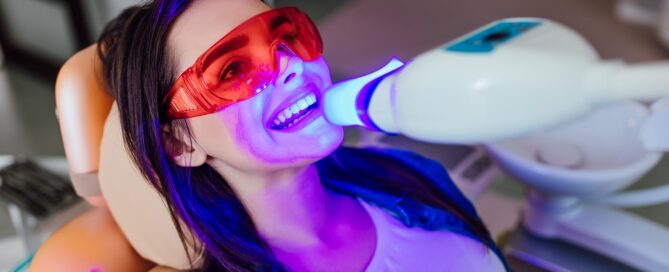 Zoom vs. KöR Whitening: Which Is Right for You?